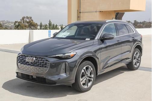 2025 Audi Q5 Premium