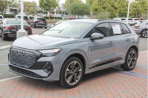 2023 Audi Q4 e-tron Premium Plus 50 quattro