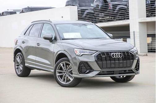 2025 Audi Q3 Premium 45 TFSI S line quattro Tiptronic