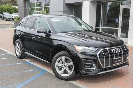 2023 Audi Q5 Premium 40 TFSI quattro S tronic