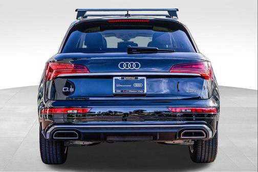 2023 Audi Q5 45 S line Premium