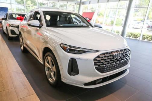 2025 Audi Q5 Premium Plus