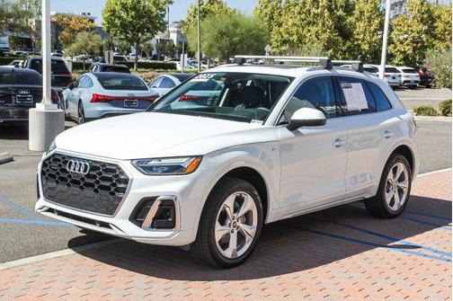 2025 Audi Q5 Premium Plus 45 TFSI S line quattro S tronic
