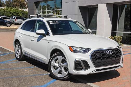 2025 Audi Q5 Premium Plus 45 TFSI S line quattro S tronic