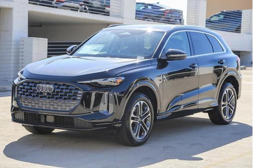 2025 Audi Q5 Premium