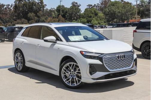 2025 Audi Q4 e-tron Premium Plus 55 quattro