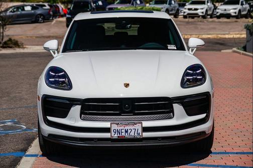 2024 Porsche Macan 