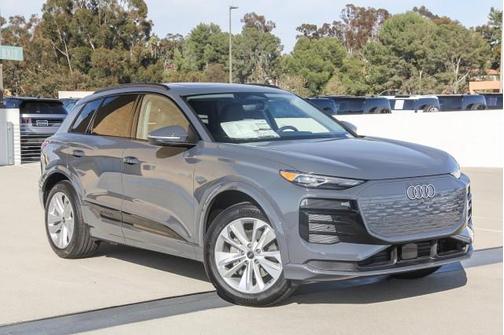 2025 Audi Q6 e-tron Premium