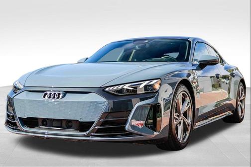 2024 Audi e-tron GT Premium Plus quattro