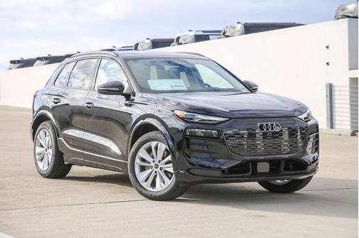 2025 Audi Q6 e-tron Premium