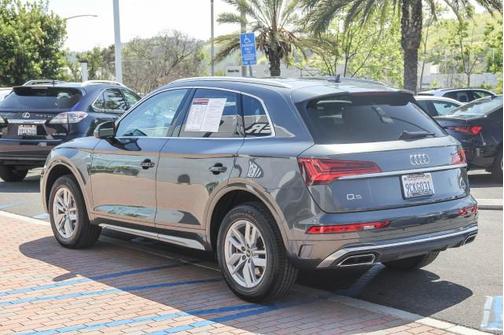 2022 Audi Q5 45 S line Premium
