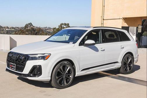 2026 Audi Q7 55 Premium Plus