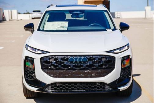 2026 Audi Q3 S line