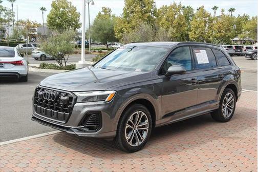 2025 Audi Q7 Premium 45 TFSI quattro Tiptronic
