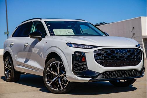 2026 Audi Q3 S line