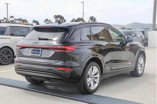 2025 Audi Q6 e-tron Premium