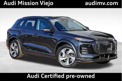 2025 Audi Q6 e-tron Premium Plus quattro