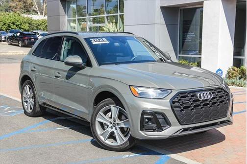 2025 Audi Q5 Premium 45 TFSI S line quattro