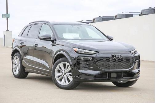 2025 Audi Q6 e-tron Premium