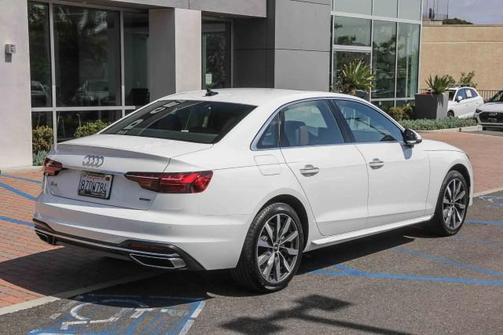 2022 Audi A4 40 Premium