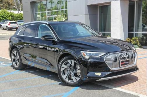 2022 Audi e-tron Premium