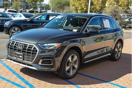 2023 Audi Q5 Premium Plus 40 TFSI quattro S tronic