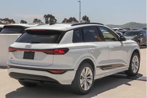 2025 Audi Q6 e-tron Premium Plus