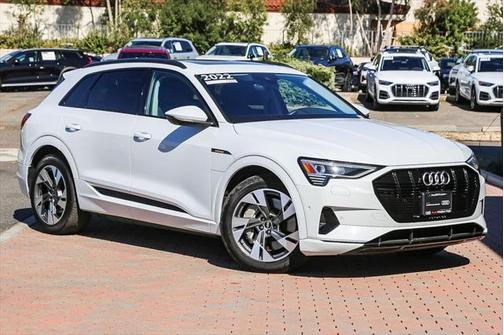 2022 Audi e-tron Premium quattro