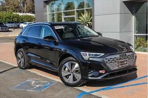2024 Audi Q8 e-tron Premium Plus quattro