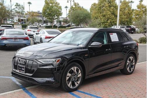 2021 Audi e-tron Premium quattro