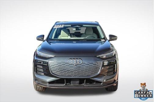 2025 Audi Q6 e-tron Premium Plus quattro