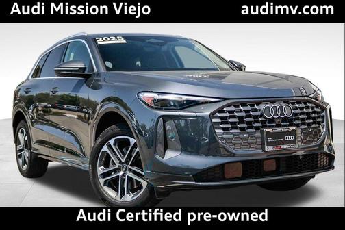 Tambora Gray Metallic 2025 Audi Q5 Premium Plus TFSI quattro S tronic