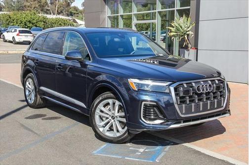 2025 Audi Q7 Premium 45 TFSI quattro Tiptronic