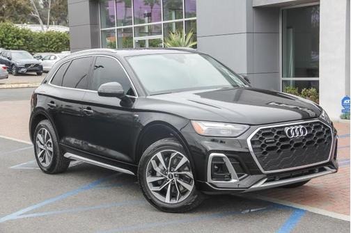 2022 Audi Q5 45 S line Premium Plus