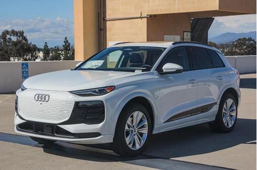 2025 Audi Q6 e-tron Premium