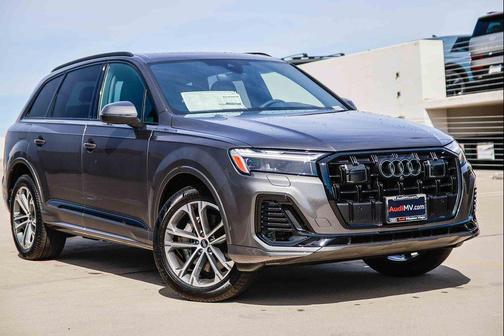 2026 Audi Q7 45 Premium