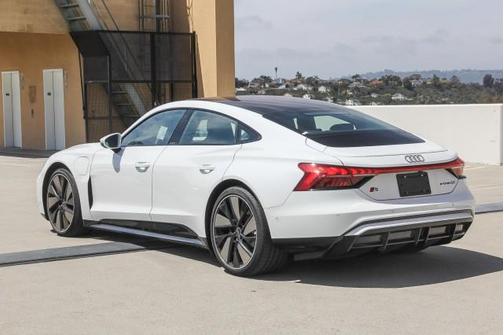 2025 Audi S e-tron GT Premium Plus