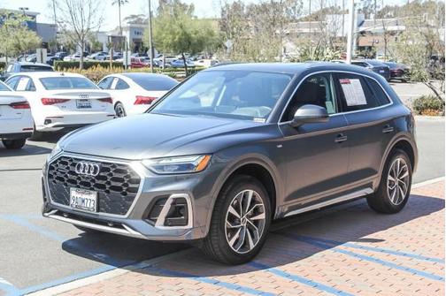2022 Audi Q5 45 S line Premium Plus