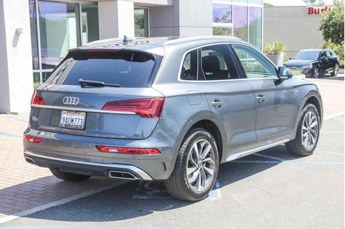 2022 Audi Q5 45 S line Premium Plus