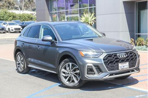 2022 Audi Q5 45 S line Premium Plus