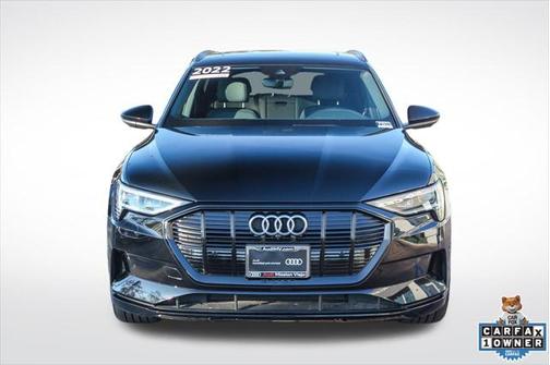 2022 Audi e-tron Premium quattro