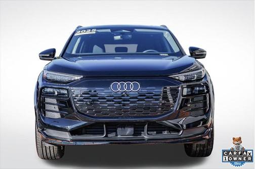 2025 Audi Q6 e-tron Premium Plus quattro