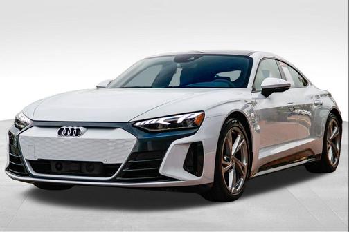 2024 Audi e-tron GT Premium Plus quattro
