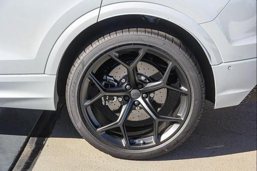 2026 Audi RS Q8 4.0T