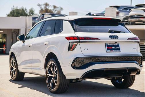 Glacier White 2026 Audi Q3 S line