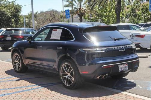 2022 Porsche Macan Base
