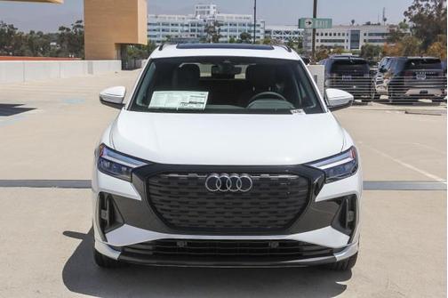 2025 Audi Q4 e-tron Premium Plus 55 quattro