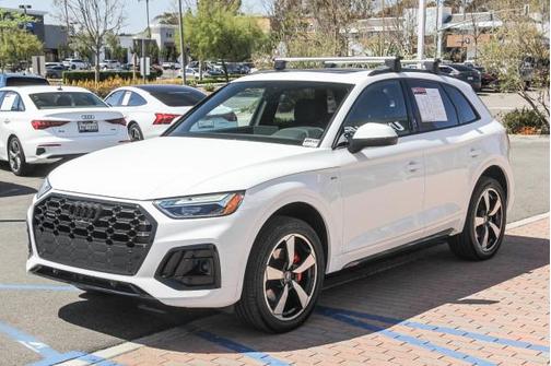 2024 Audi Q5 45 S line Premium Plus