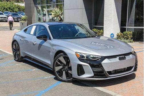 2023 Audi e-tron GT Prestige quattro