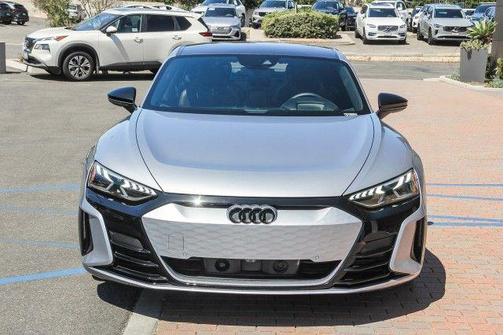 2023 Audi e-tron GT Prestige quattro